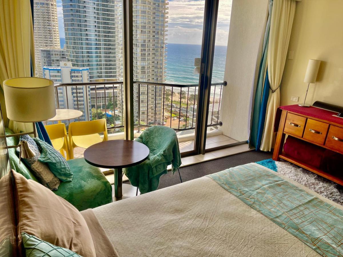 High Floor Ocean View At Surfers Paradise - Hotel Studio Gold Coast Kültér fotó