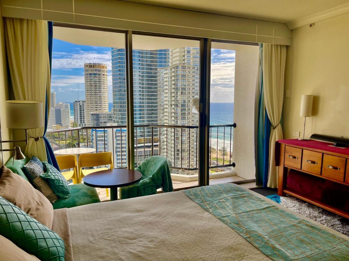 High Floor Ocean View At Surfers Paradise - Hotel Studio Gold Coast Kültér fotó